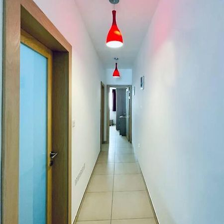 Stylish Modern Central Apartment 4 Paceville San Ġiljan Exterior foto